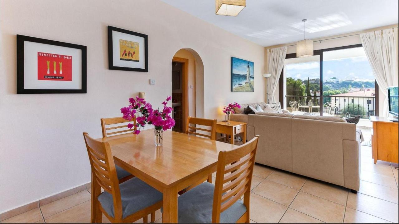 Spacious Contemporary Apartment Pissouri Buitenkant foto